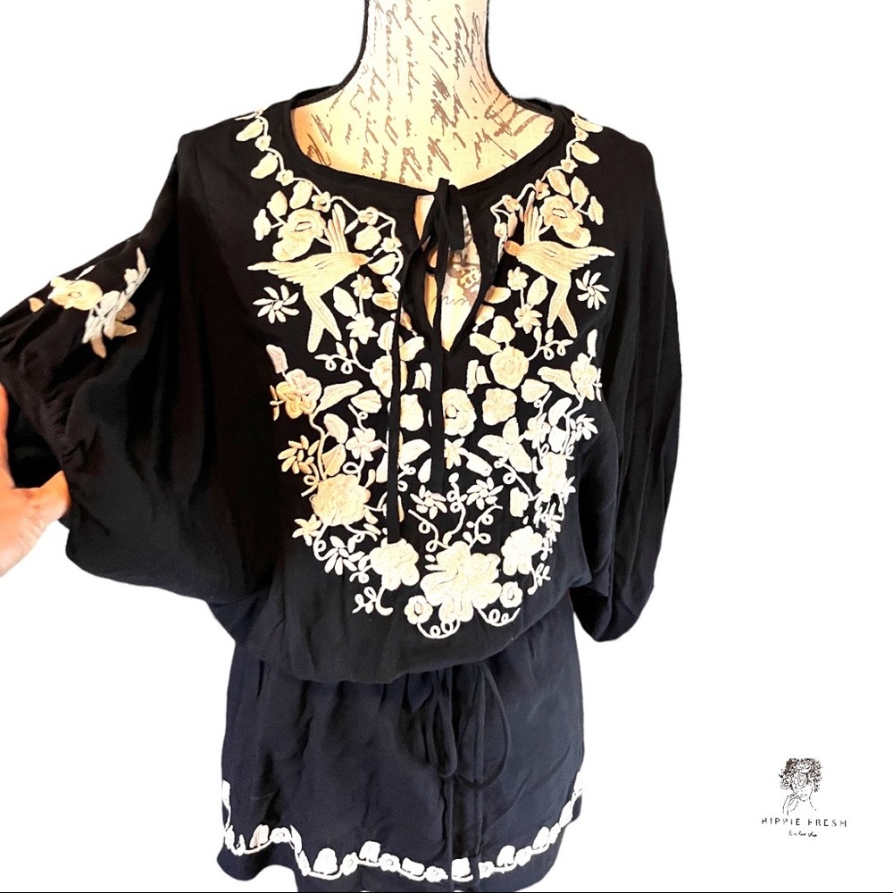 Metropark Black & Cream Tunic/ Mini as Worn by Vanessa Hudgens Size S